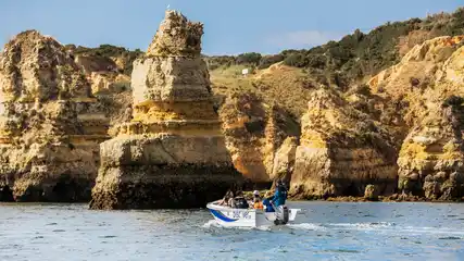 Ponta da Piedade Grotto Tour -  Powerboat Cruise