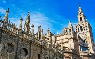 Seville City Tour & Shopping